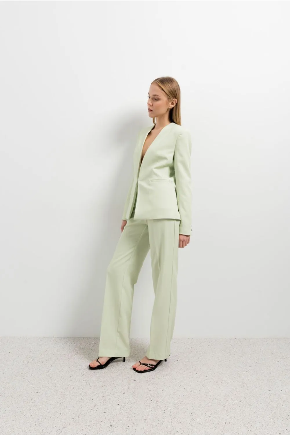 Blazer sin solapa color menta para mujer, chaquetas de vestir para mujer de Emarola & Co