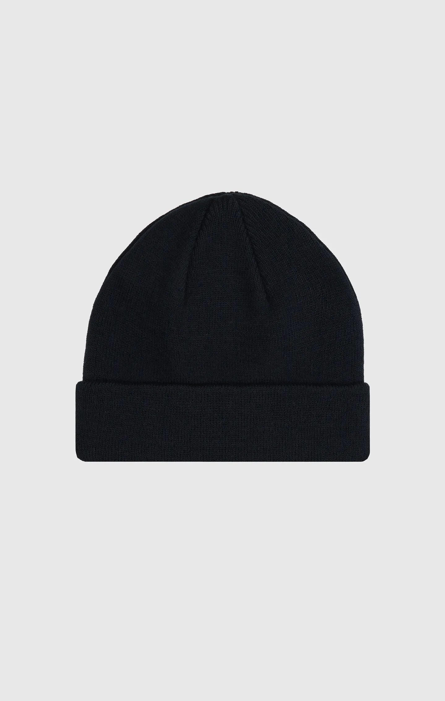 Gorro beanie con logotipo en letra